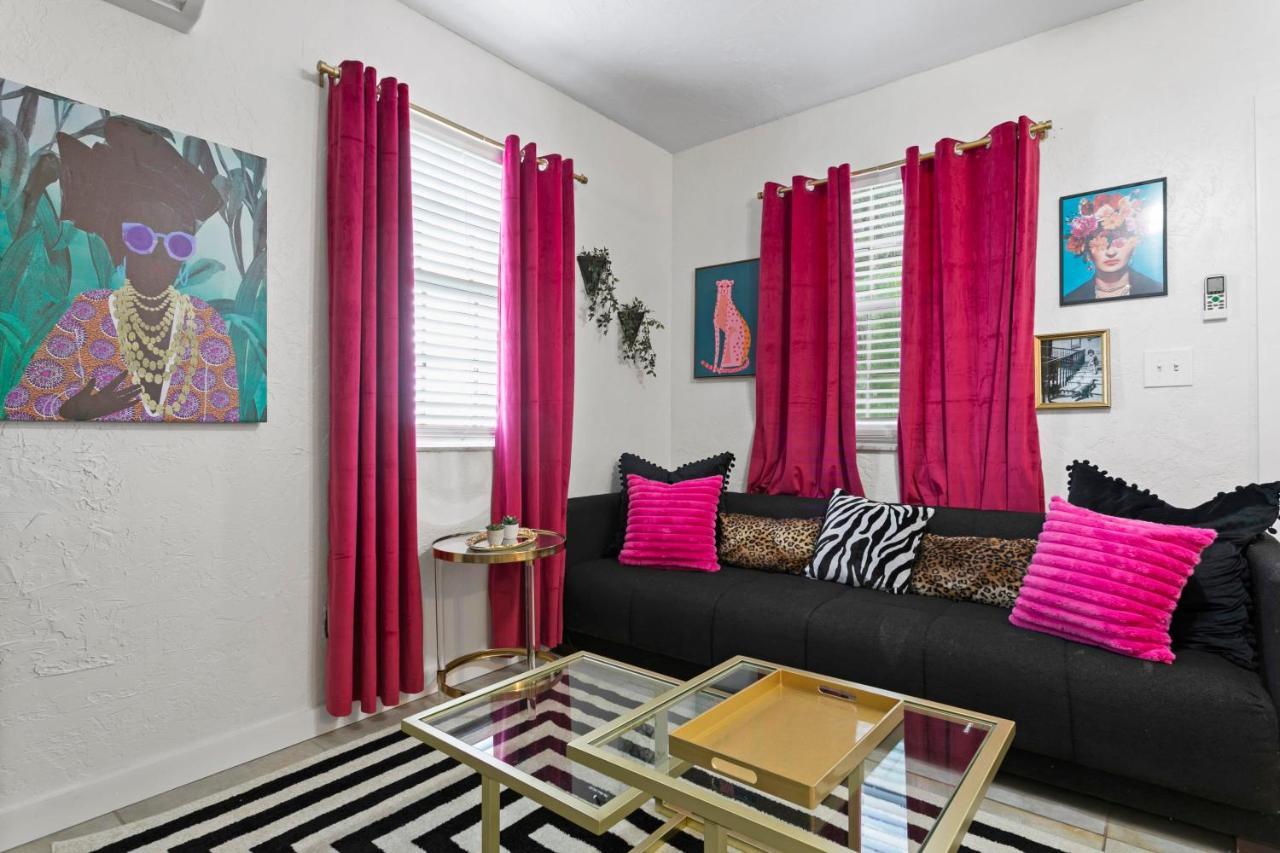 Bayside Safari 1Bed 1 Bath Apartment Tampa Exterior photo