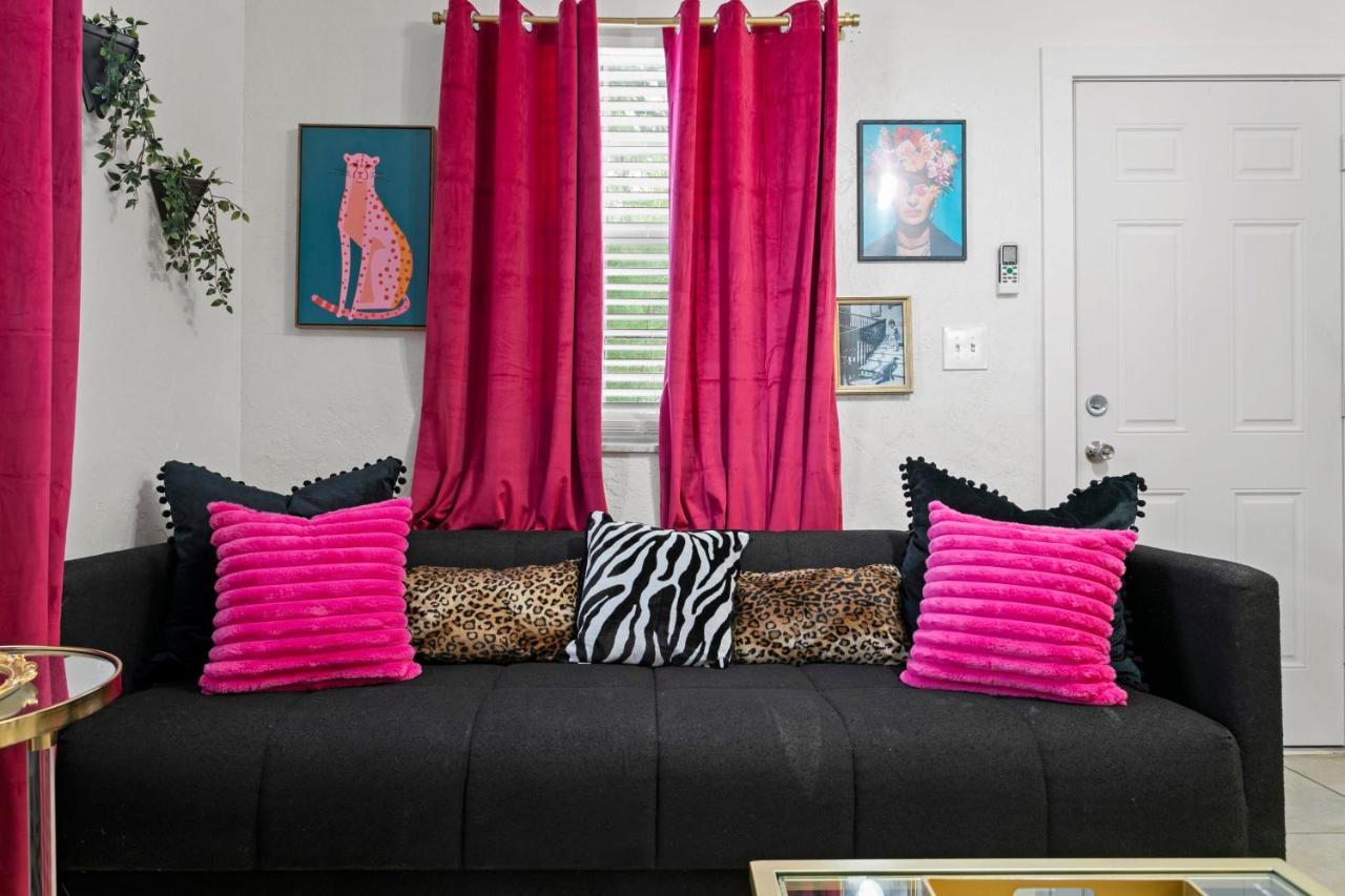 Bayside Safari 1Bed 1 Bath Apartment Tampa Exterior photo