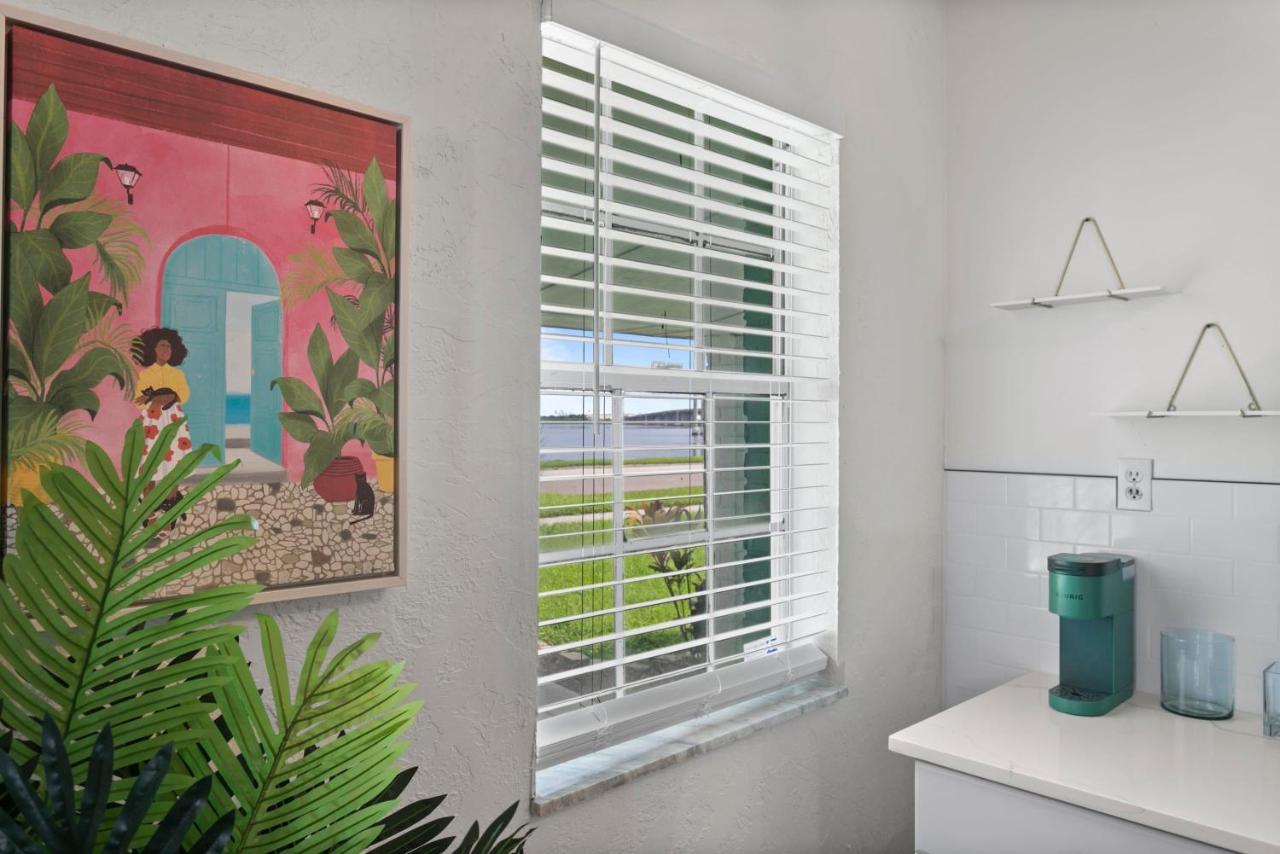 Bayside Safari 1Bed 1 Bath Apartment Tampa Exterior photo